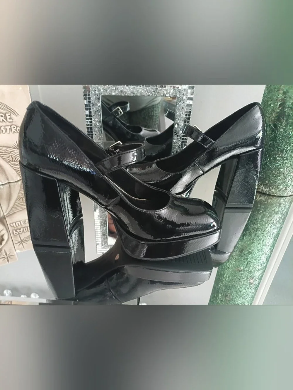 Kenneth Cole Black Patent Platform Mary Jane Pump